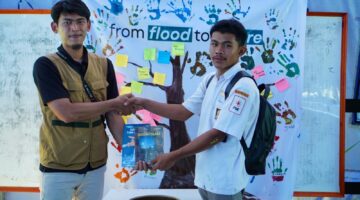 *PTBA Perkuat Pemulihan Psikologis dan Sarana Pendidikan Pascabanjir Sumatera*